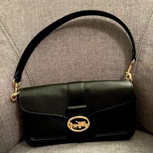 Leather COACH shoulder & crossbody bag. Like Brand New